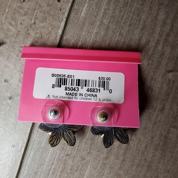 NWT Betsey Johnson Vintage Critters Collection Yellow and Black Flower Earrings - Picture 3 of 11